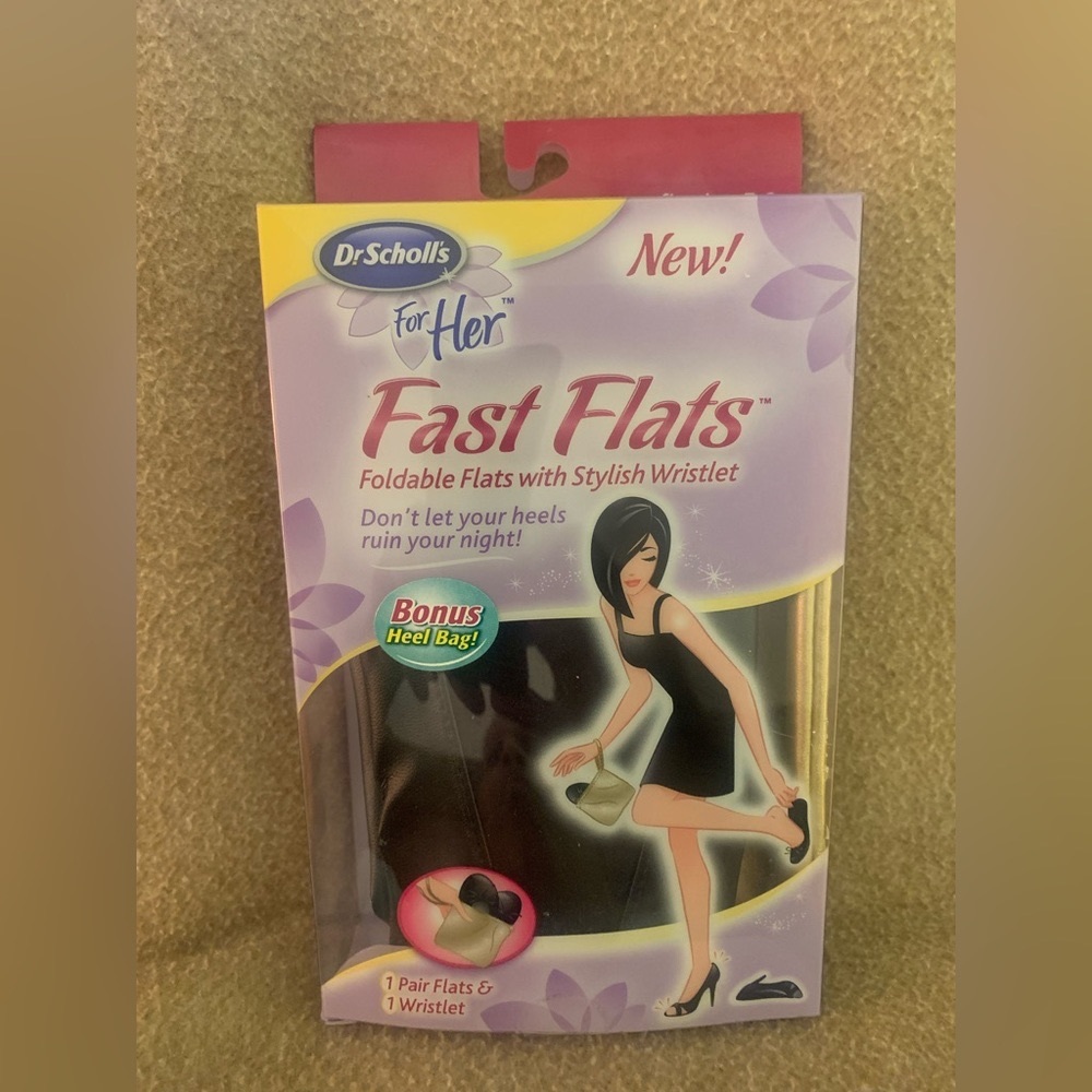 New!! Foldable Flats with Wristlet & Bonus Bag, Fits Women’s 7-8